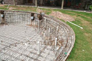 Rebar installed in a swimming pool.