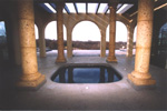 Spa in pillars
